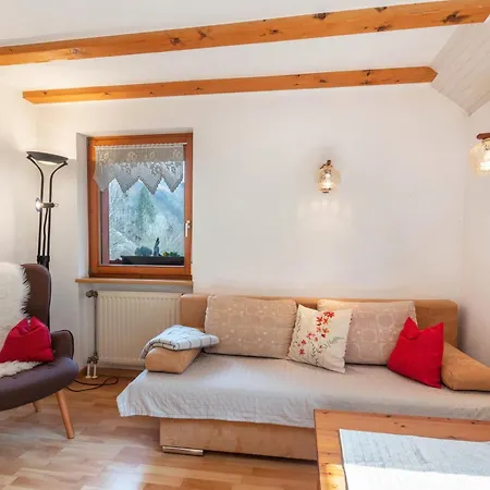 Haus Maria דירה *